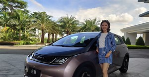 養(yǎng)燃油車和純電車哪個更費錢？